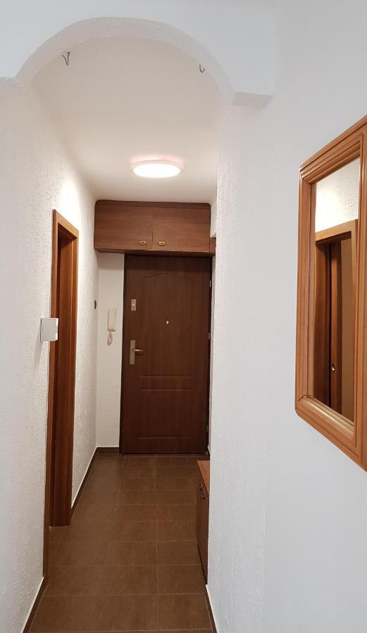 Apartament Centrum Przy Maxie Tarnau Exterior foto